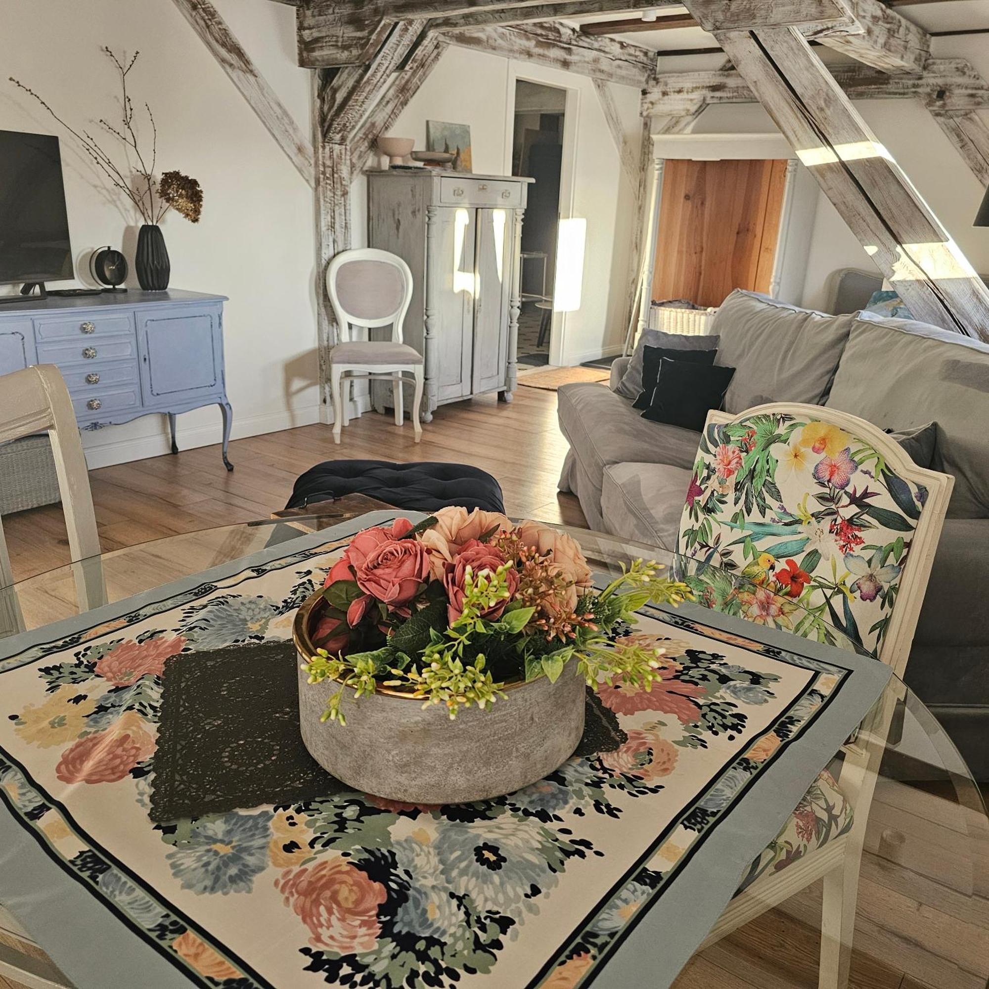 Krzywa Apartamenty ليدزبارك فارنيتسكي المظهر الخارجي الصورة
