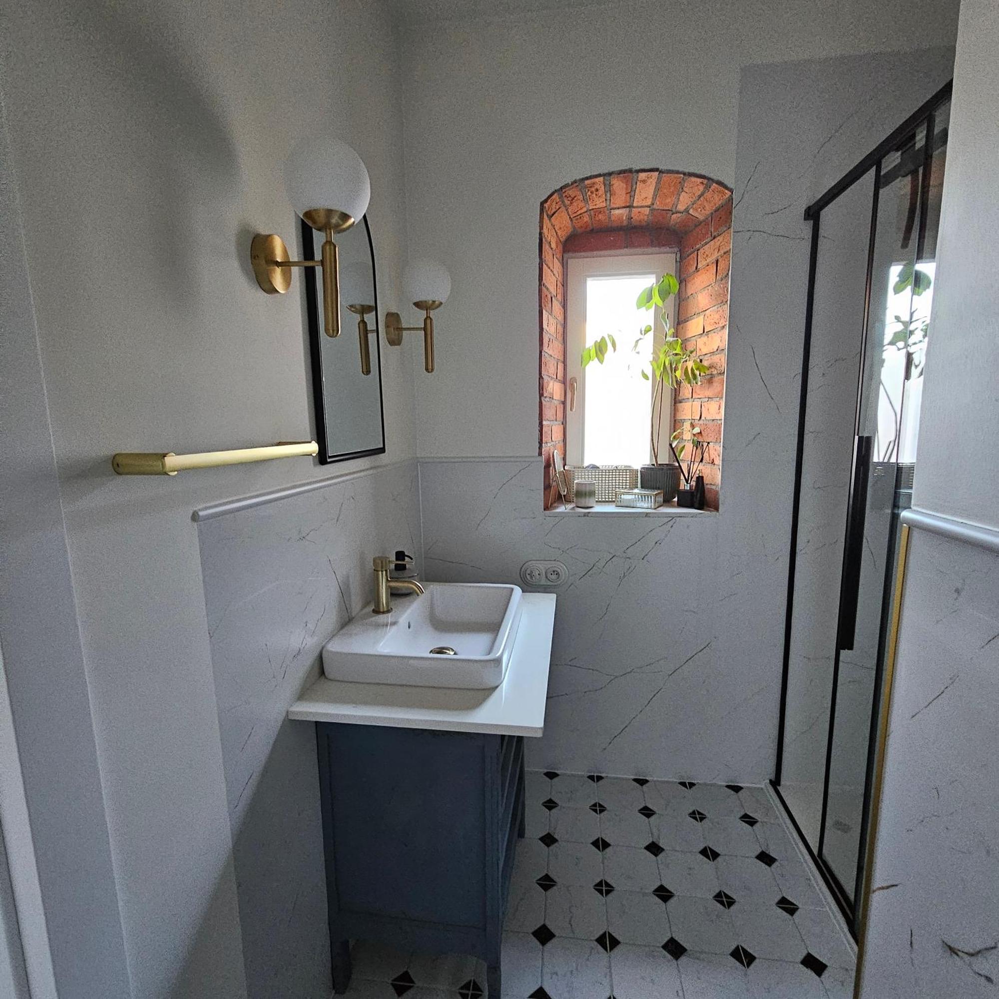 Krzywa Apartamenty ليدزبارك فارنيتسكي المظهر الخارجي الصورة